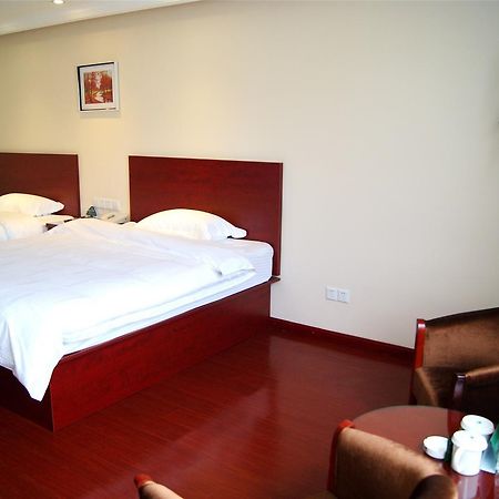 Greentree Inn Jiangxi Jindezhen People Square Jindin Business Hotel Цзиндечжен Екстериор снимка