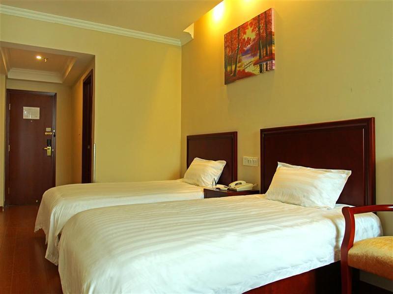 Greentree Inn Jiangxi Jindezhen People Square Jindin Business Hotel Цзиндечжен Екстериор снимка