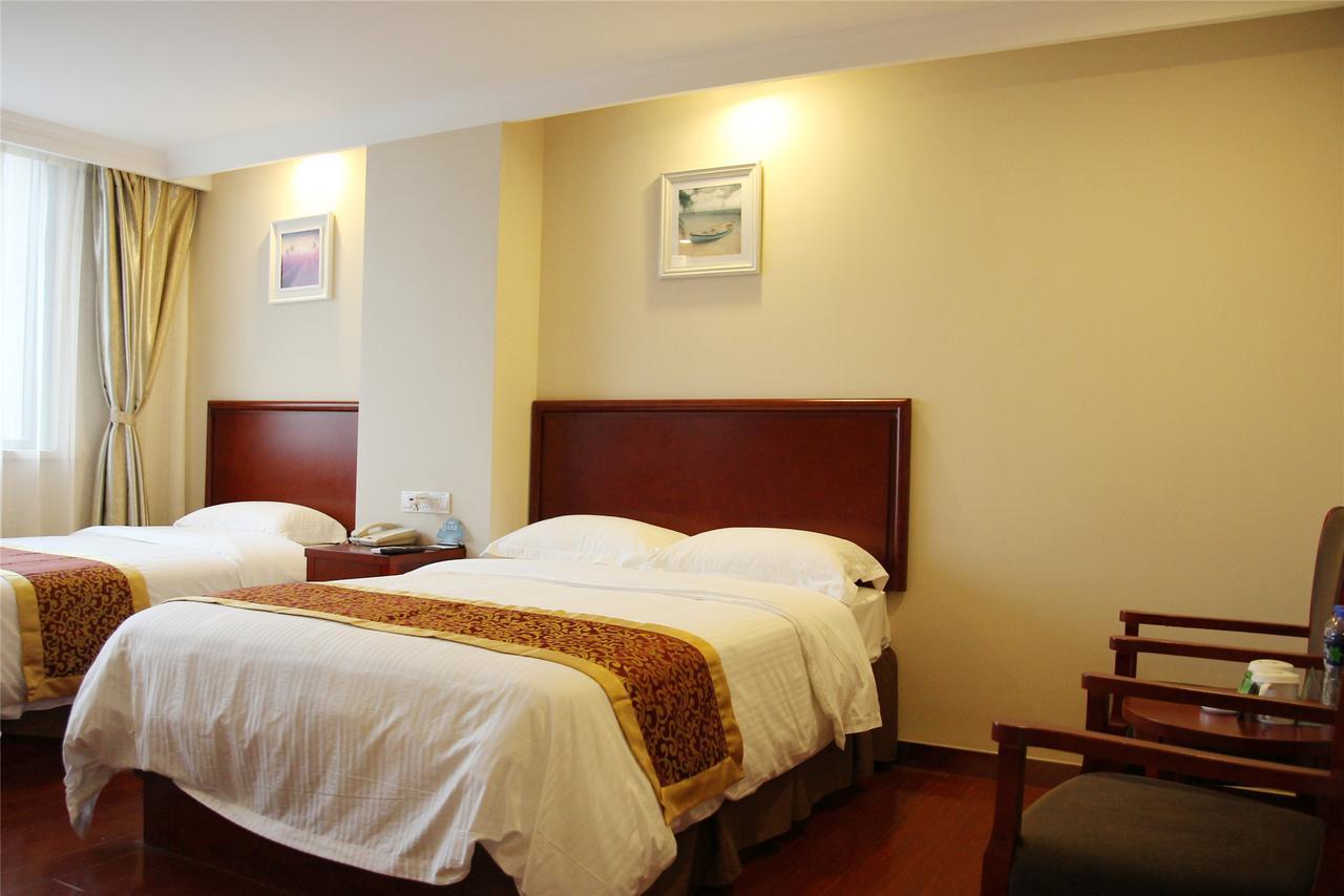 Greentree Inn Jiangxi Jindezhen People Square Jindin Business Hotel Цзиндечжен Екстериор снимка