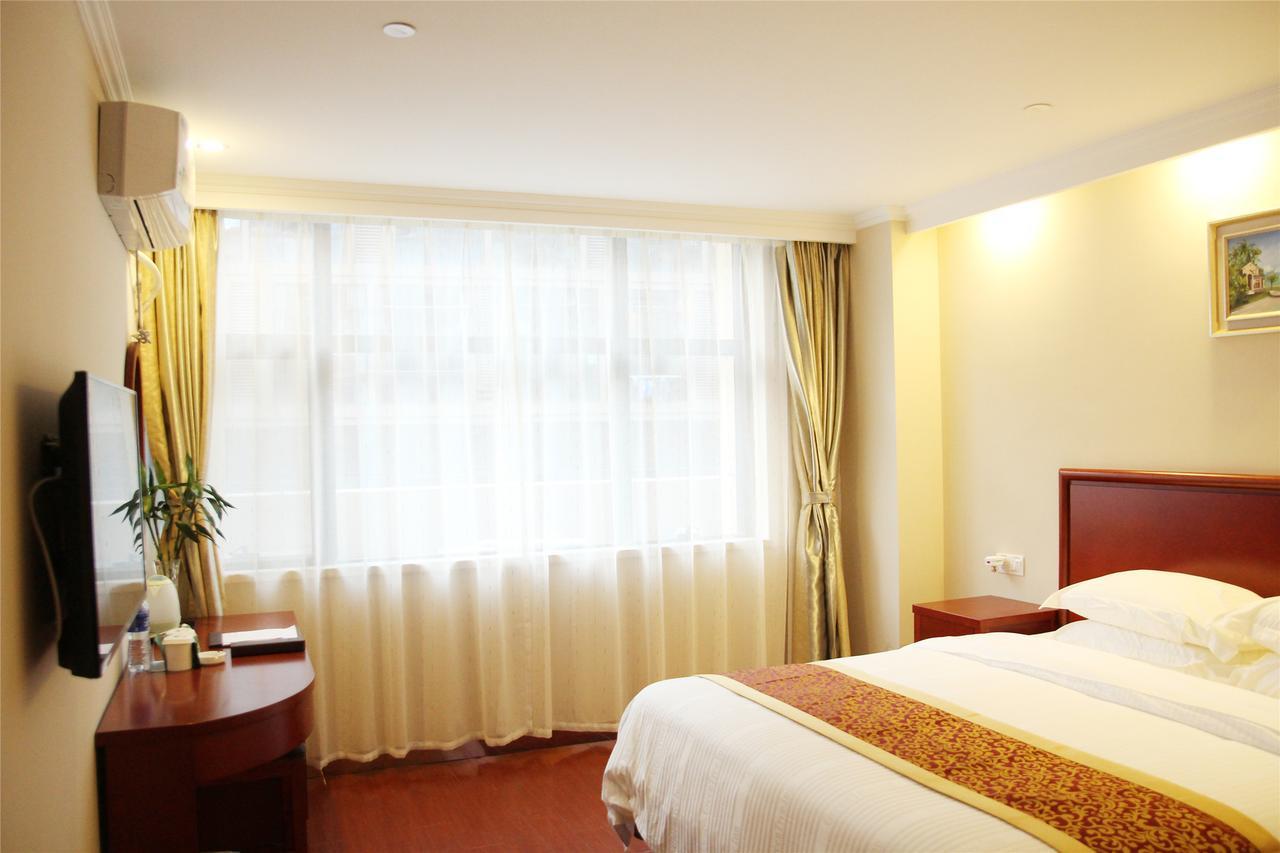 Greentree Inn Jiangxi Jindezhen People Square Jindin Business Hotel Цзиндечжен Екстериор снимка