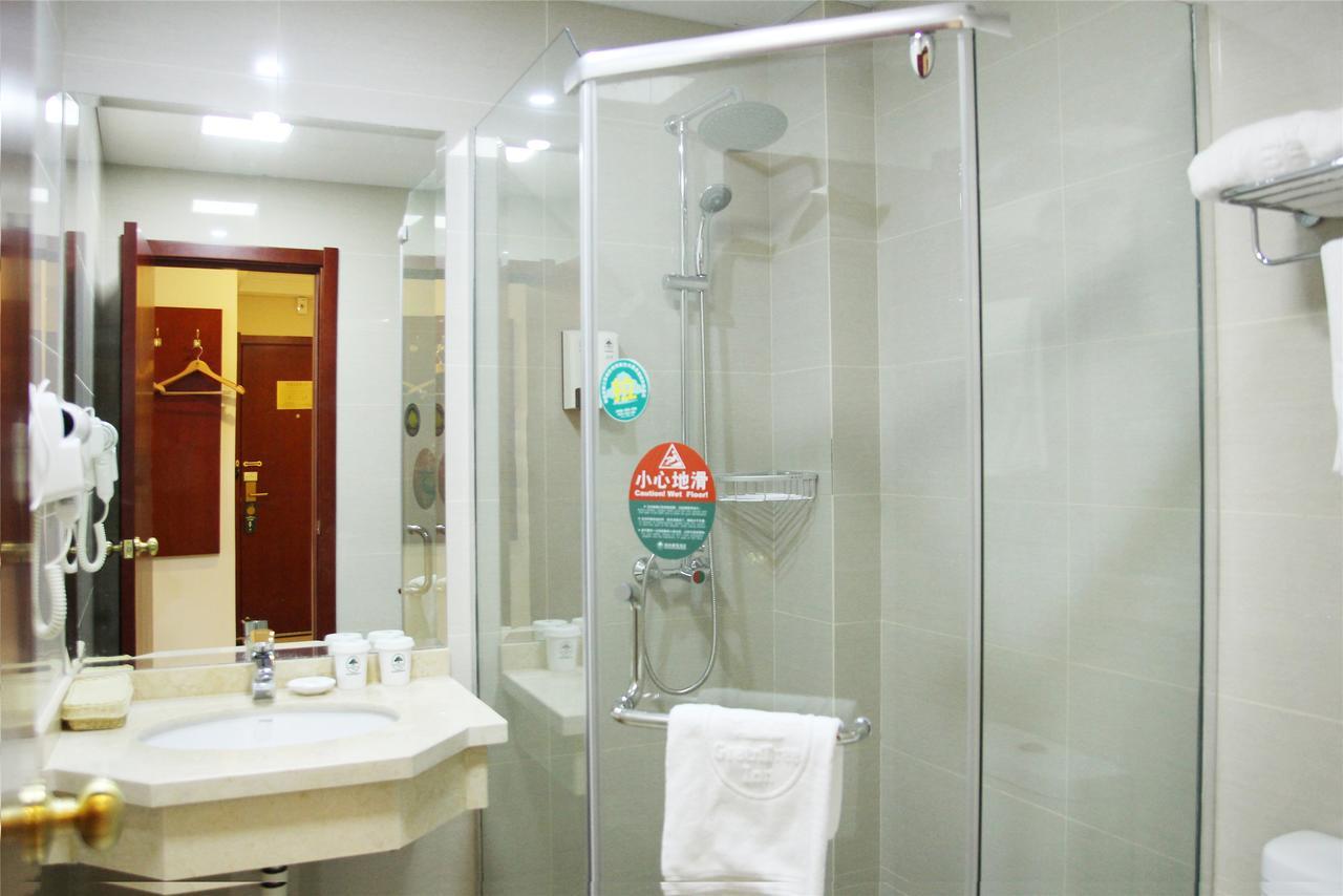 Greentree Inn Jiangxi Jindezhen People Square Jindin Business Hotel Цзиндечжен Екстериор снимка