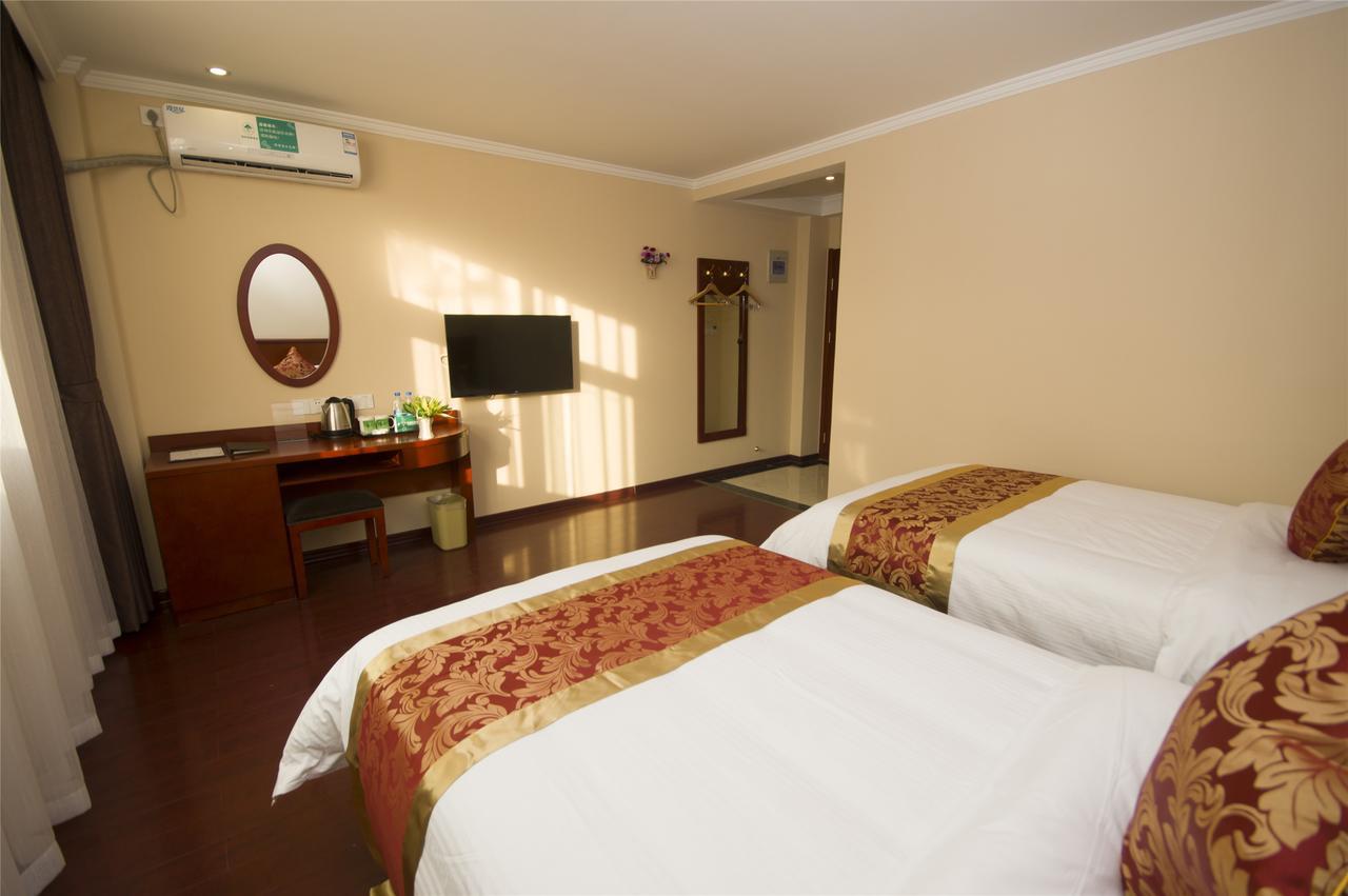 Greentree Inn Jiangxi Jindezhen People Square Jindin Business Hotel Цзиндечжен Екстериор снимка